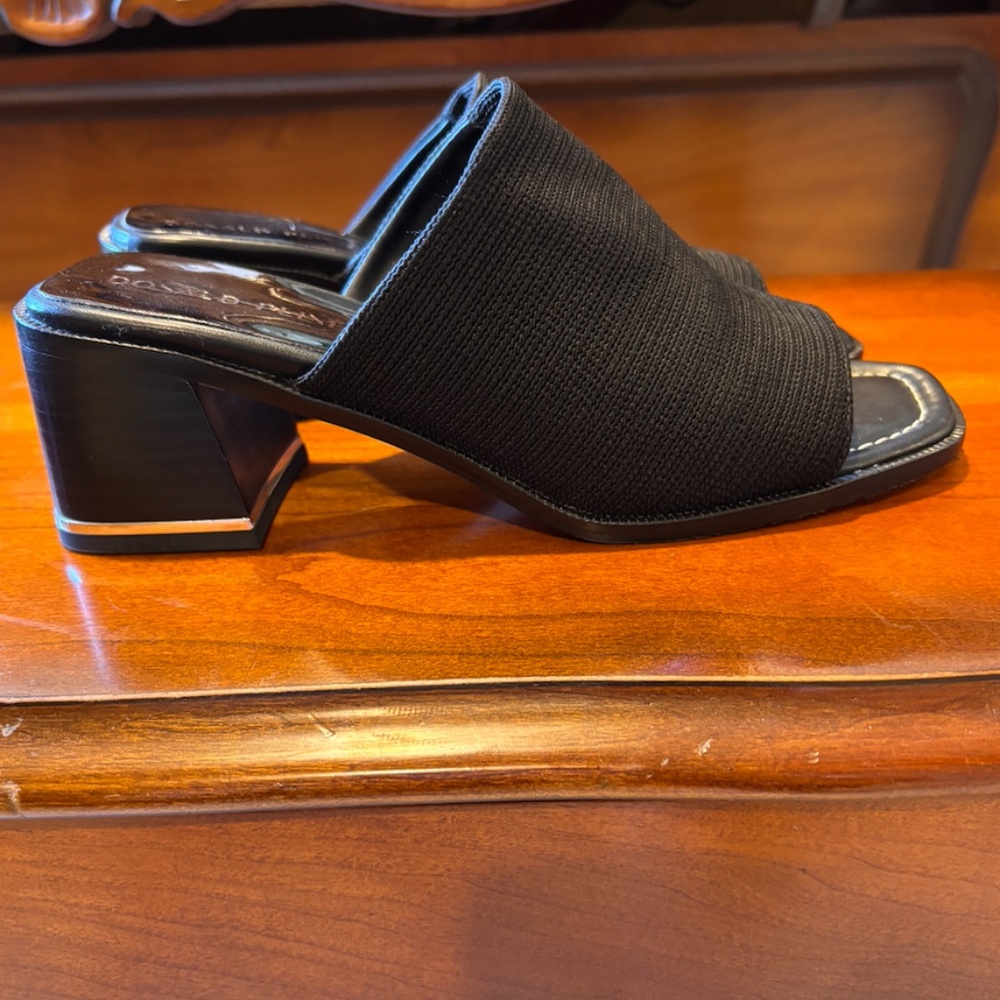 Donald Pliner Black Mule Dress Shoe